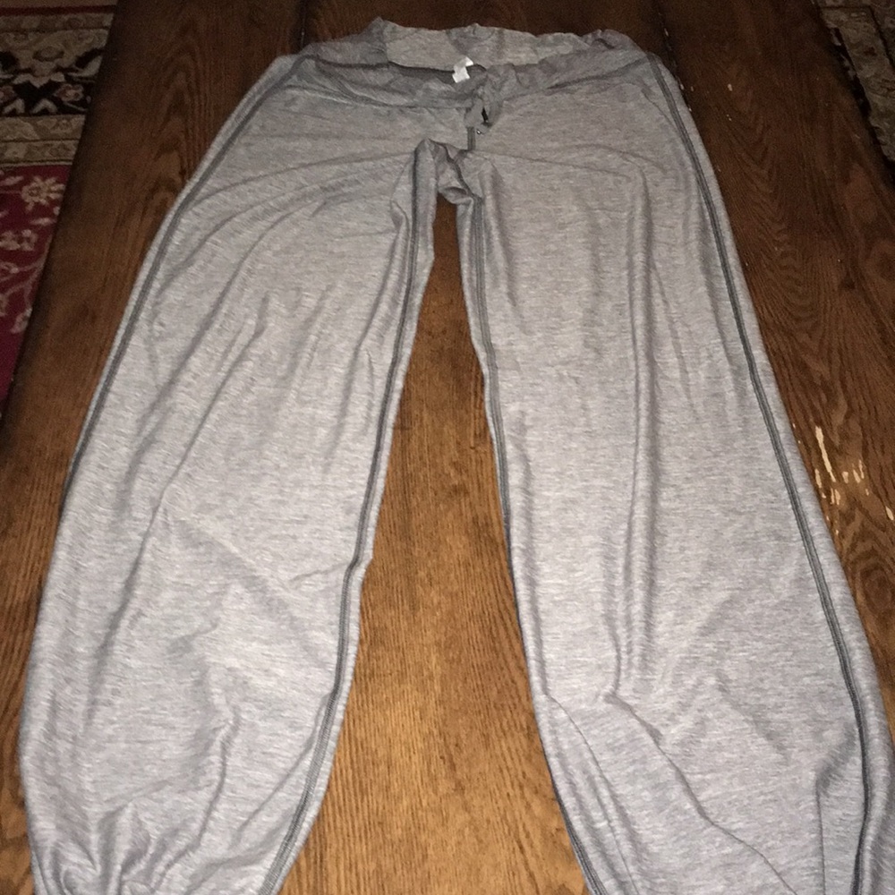 Lululemon active pants